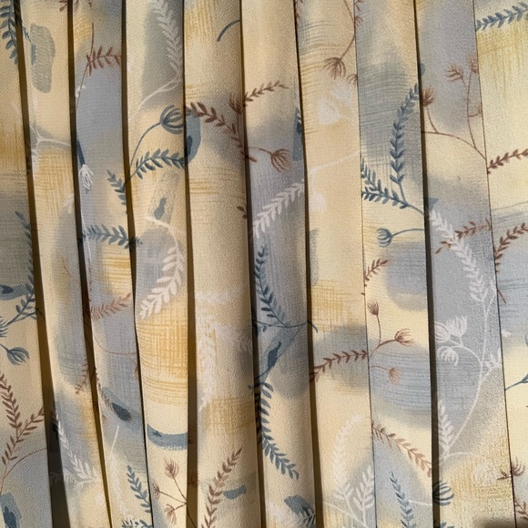 Yellow/Blue Pleated Vintage Skirt - Picture 3 of 4